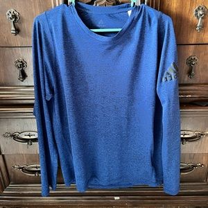 Men’s athletic long sleeve